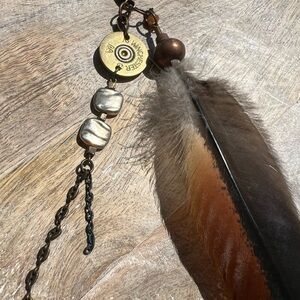 Gorgeous feather clasp